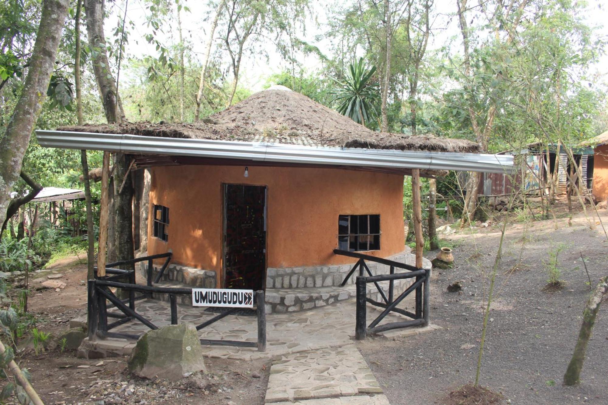 Red Rocks Rwanda - Campsite & Guesthouse Nyakinama Екстериор снимка