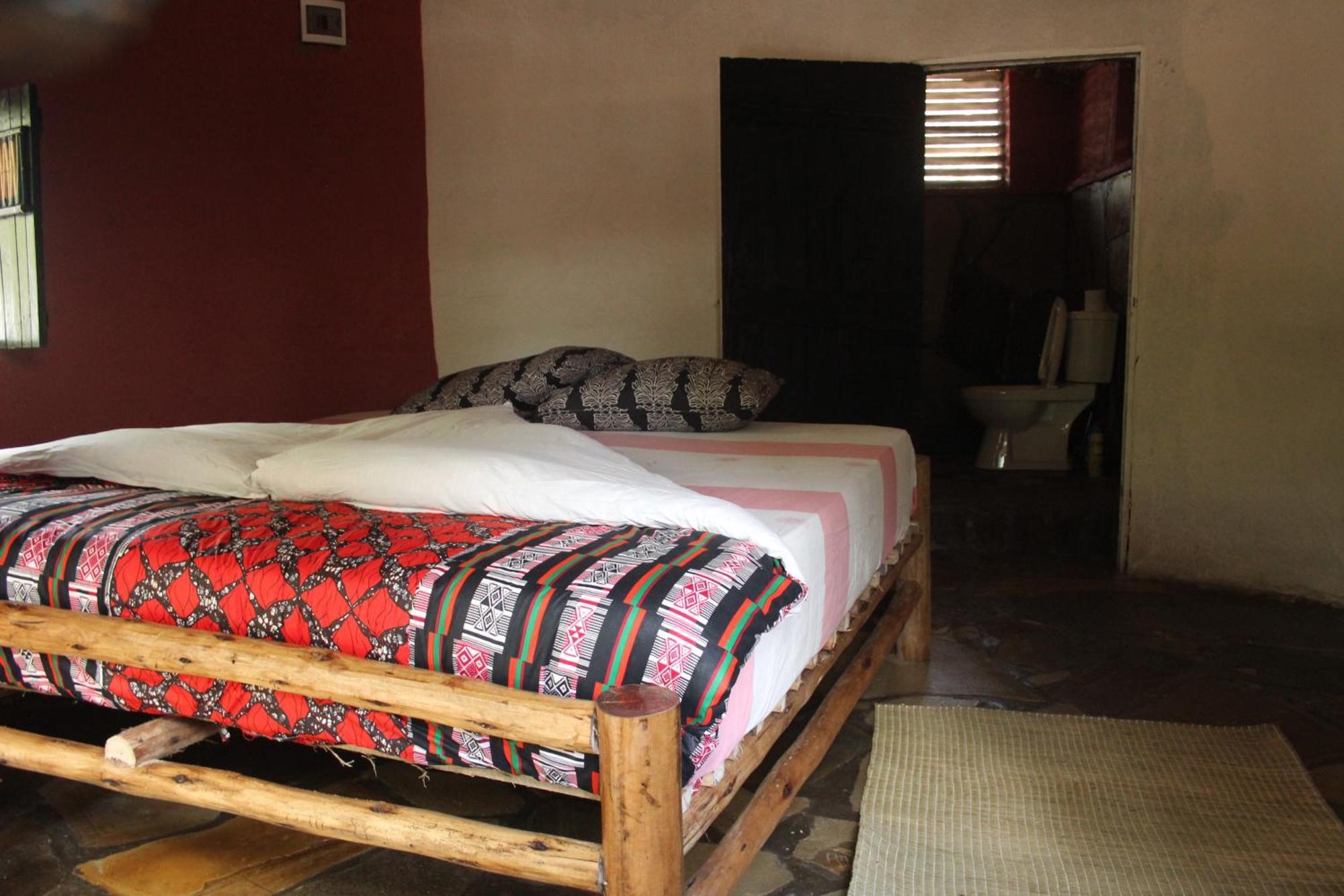 Red Rocks Rwanda - Campsite & Guesthouse Nyakinama Екстериор снимка