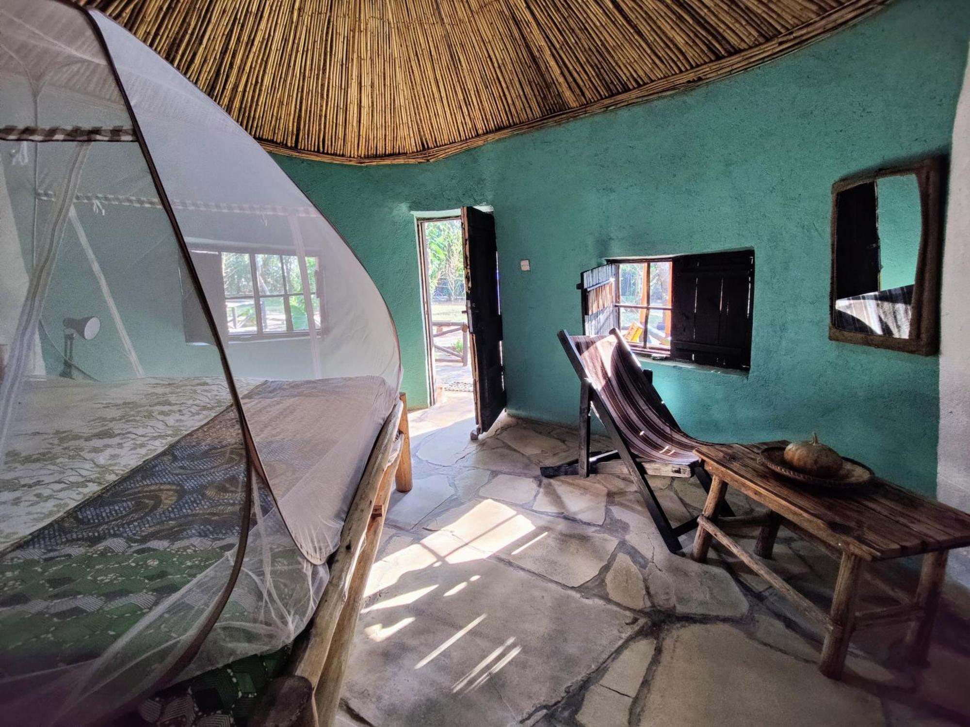 Red Rocks Rwanda - Campsite & Guesthouse Nyakinama Екстериор снимка