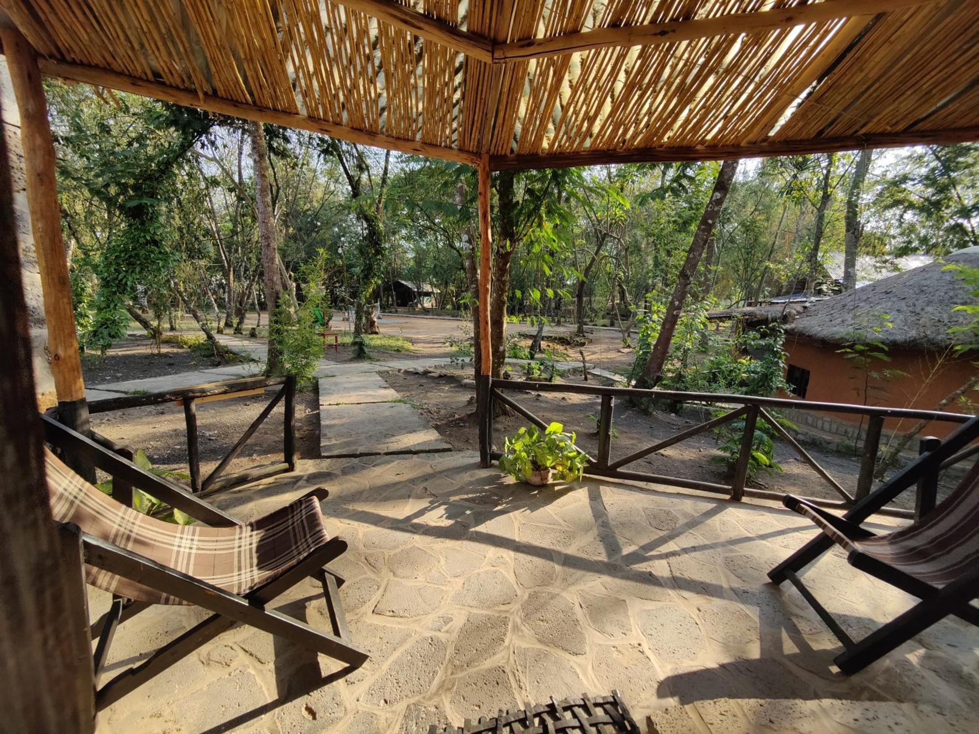 Red Rocks Rwanda - Campsite & Guesthouse Nyakinama Екстериор снимка