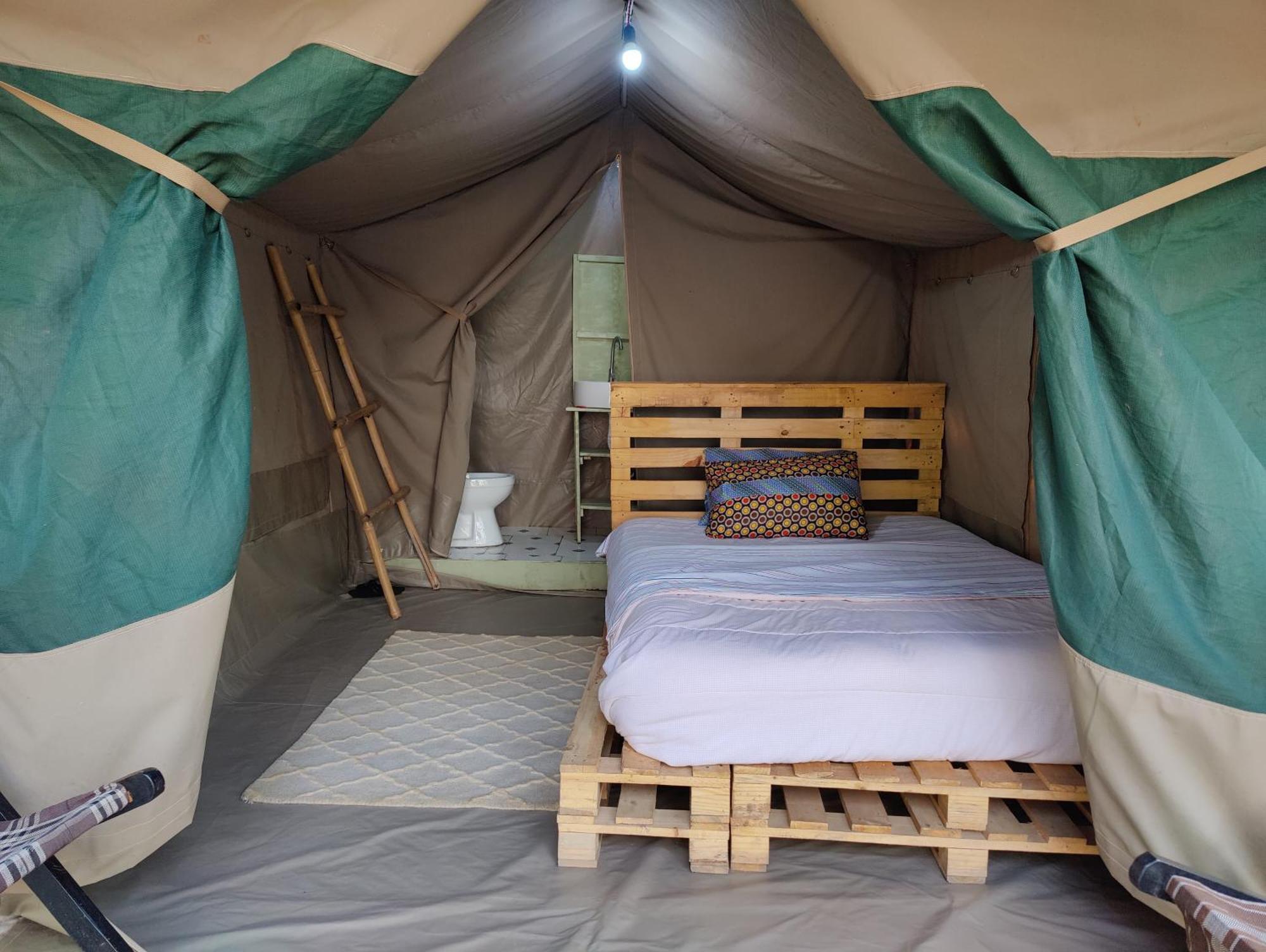 Red Rocks Rwanda - Campsite & Guesthouse Nyakinama Екстериор снимка
